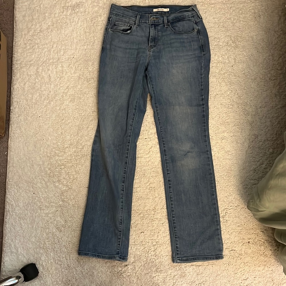 Levi Straight Jeans